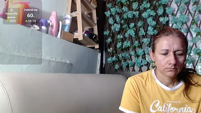 darling hott online show from 04-05-26, 11:29