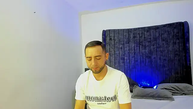 Lushian  online show from 06-12-26, 05:23