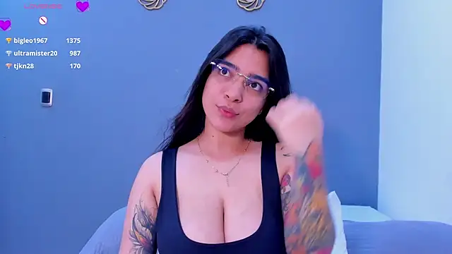 KamilaBetancourt online show from 06-21-26, 12:13