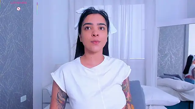 KamilaBetancourt online show from 07-30-26, 12:59