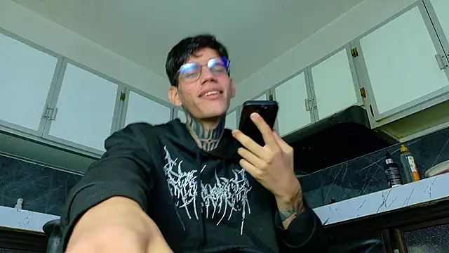 david huge online show from 02-20-26, 03:36