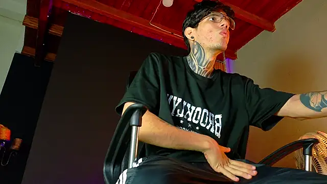 david huge online show from 07-20-26, 06:49