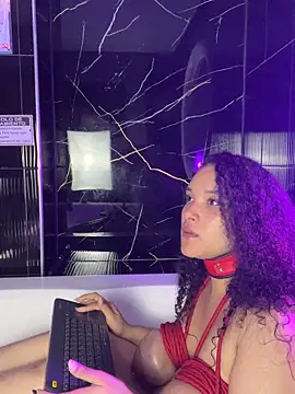 ivonne diaz1 online show from 04-19-26, 08:46