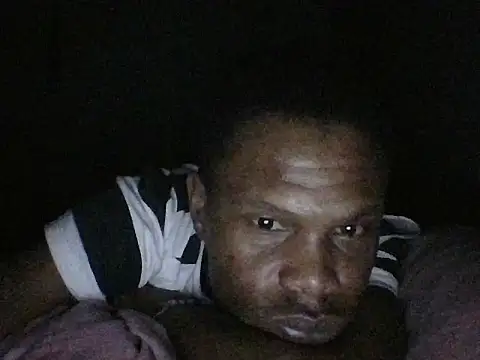 Snapshot of BIGBOYSOUTH chatting on 11-05-25, 09:04 BIGBOYSOUTH online show from 11-05-25, 09:04