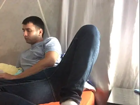 Cesar Augusto online show from 03-30-26, 01:06