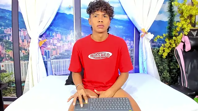 MilthonDelis online show from 12-14-25, 03:01