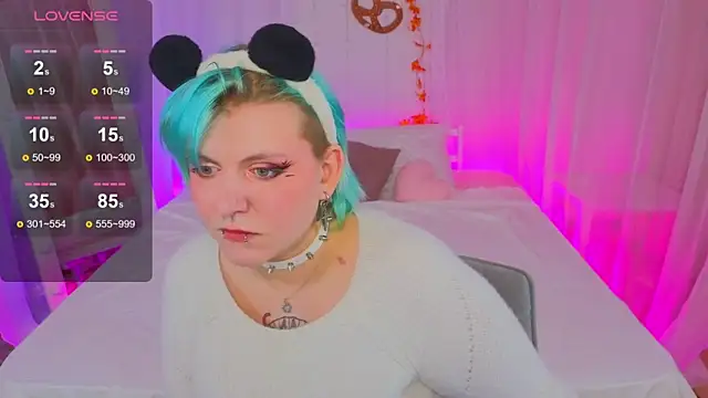 bluelunaray online show from 09-19-25, 10:27