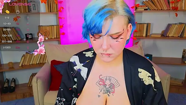 bluelunaray online show from 09-26-25, 11:14