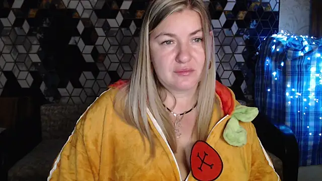 NikaSkylink online show from 12-17-25, 07:53