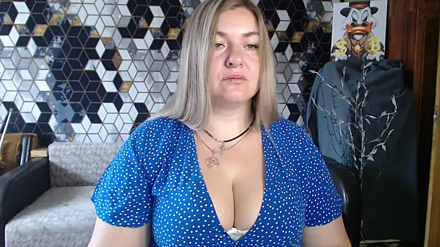 NikaSkylink online show from 04-08-26, 04:56