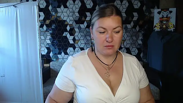 NikaSkylink online show from 05-28-26, 03:04