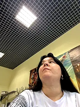 Liza Will online show from 11-28-25, 10:40