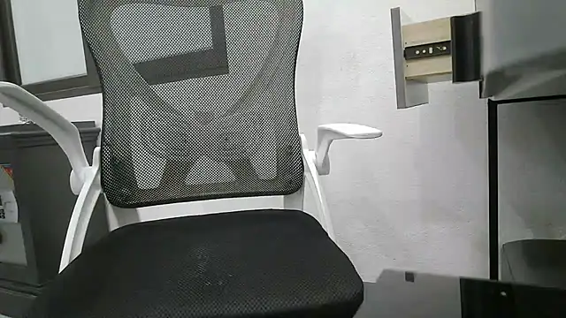 Emachiii online show from 07-28-26, 12:23