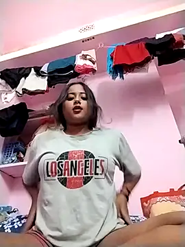 Snapshot of Fun__with__Prity chatting on 09-14-25, 05:45 Fun  with  Prity online show from 09-14-25, 05:45