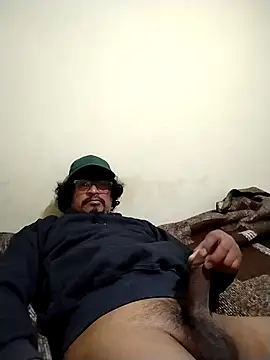 Snapshot of Satantin chatting on 11-04-25, 03:49 Satantin online show from 11-04-25, 03:49