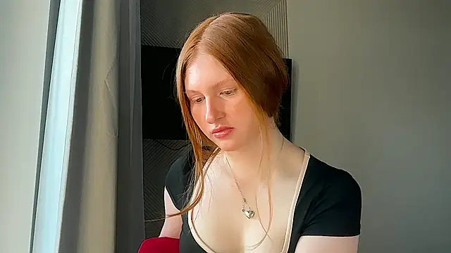 LuxXAngel online show from 06-06-26, 01:11
