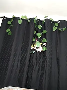 AntonelaMorriz online show from 04-11-26, 08:40