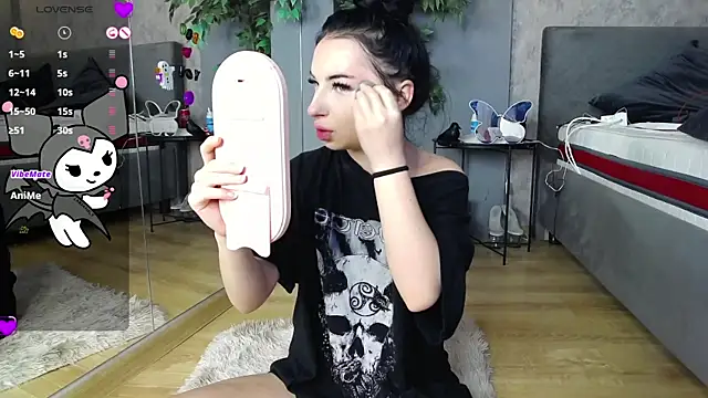 ScarlettJakobs online show from 10-27-25, 06:17