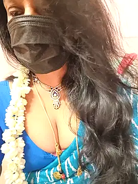 Snapshot of sana-99 chatting on 07-18-26, 01:43 sana-99 online show from 07-18-26, 01:43