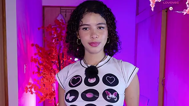 lilijwatson online show from 04-10-26, 03:45