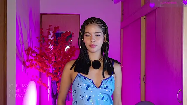 Snapshot of lilijwatson chatting on 05-04-26, 02:18 lilijwatson online show from 05-04-26, 02:18