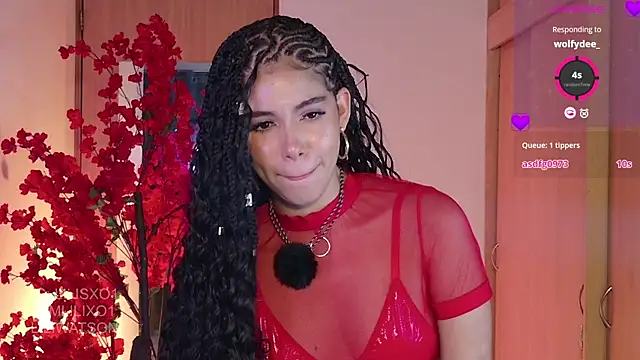 Snapshot of lilijwatson chatting on 05-16-26, 06:54 lilijwatson online show from 05-16-26, 06:54