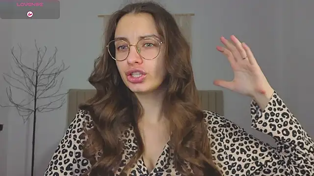 Real cutie1 online show from 11-24-25, 01:44