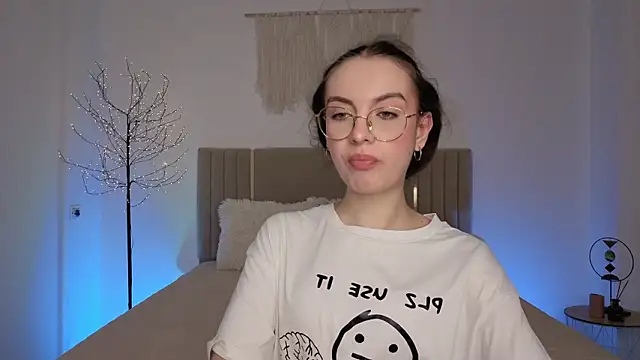 Real cutie1 online show from 03-27-26, 02:28