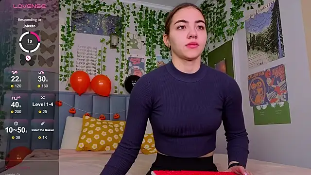 Ashley Pierce online show from 10-22-25, 04:13