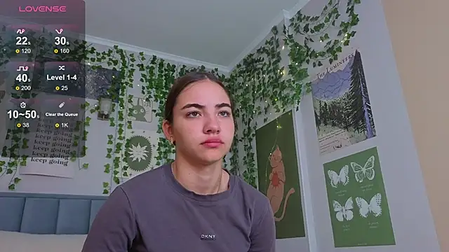 Ashley Pierce online show from 11-06-25, 04:13