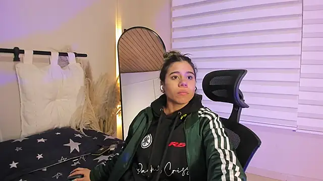 Rachell criss online show from 11-08-25, 03:50