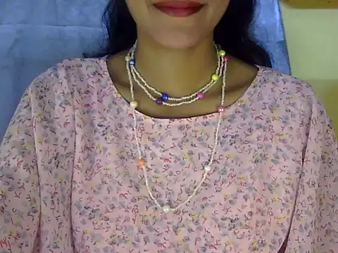 Snapshot of zara_Khan0 chatting on 09-11-25, 02:22 zara Khan0 online show from 09-11-25, 02:22