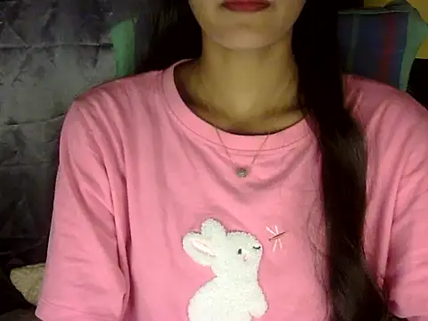 Snapshot of zara_Khan0 chatting on 10-23-25, 01:43 zara Khan0 online show from 10-23-25, 01:43