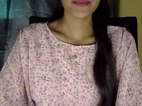 Snapshot of zara_Khan0 chatting on 11-15-25, 03:04 zara Khan0 online show from 11-15-25, 03:04