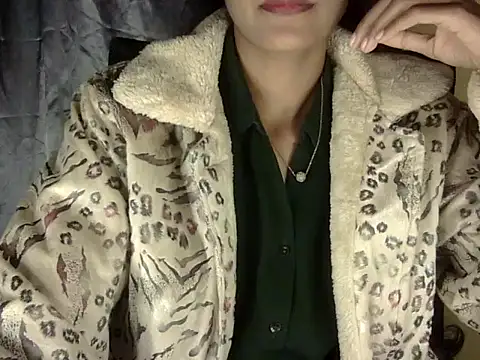 Snapshot of zara_Khan0 chatting on 11-18-25, 05:39 zara Khan0 online show from 11-18-25, 05:39