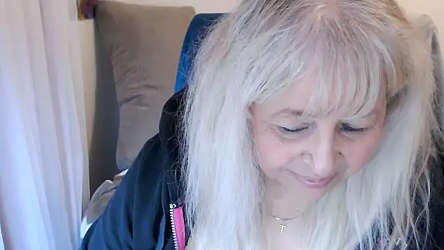 SusiLifeXXX online show from 11-05-25, 08:20