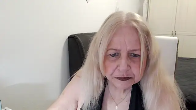 SusiLifeXXX online show from 05-28-26, 08:06