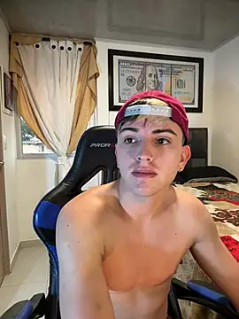 Justin trevor1 online show from 06-18-26, 12:20