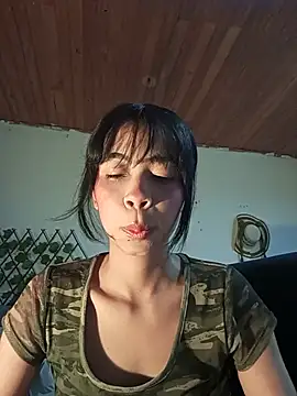 dolliette24 online show from 06-18-26, 04:33