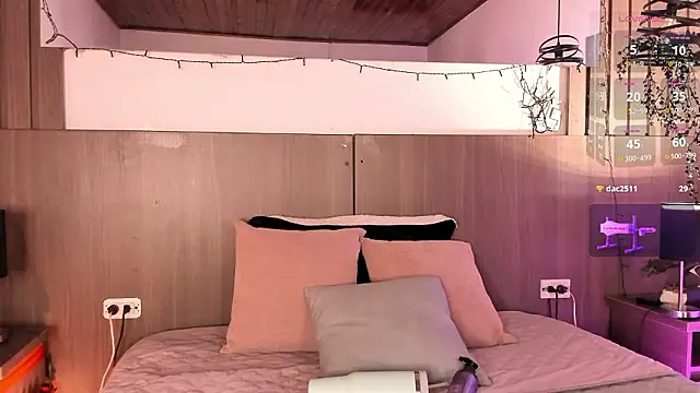 Violet carson online show from 03-02-26, 01:18