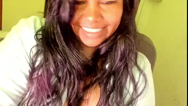 ebonylouissexyhot online show from 10-17-25, 08:22