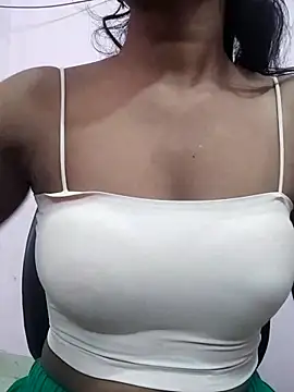 Snapshot of Reeta-rani chatting on 09-27-25, 04:17 Reeta-rani online show from 09-27-25, 04:17