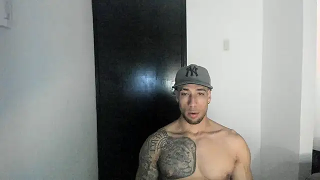 ThiagoLugo online show from 04-11-26, 06:40