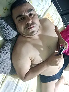 romiroom online show from 10-22-25, 01:17