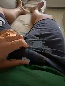 Snapshot of Mrdim26 chatting on 10-29-25, 08:49 Mrdim26 online show from 10-29-25, 08:49