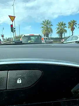 Snapshot of Mrdim26 chatting on 11-28-25, 09:12 Mrdim26 online show from 11-28-25, 09:12