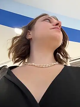 lucy-joy online show from 09-25-25, 10:30