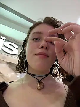 lucy-joy online show from 10-14-25, 09:43