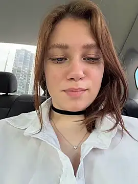 Snapshot of lucy-joy chatting on 05-16-26, 09:17 lucy-joy online show from 05-16-26, 09:17