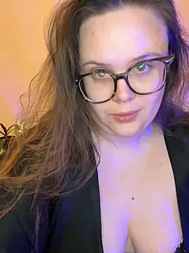 Snapshot of MariaMirabella chatting on 04-14-26, 09:21 MariaMirabella online show from 04-14-26, 09:21